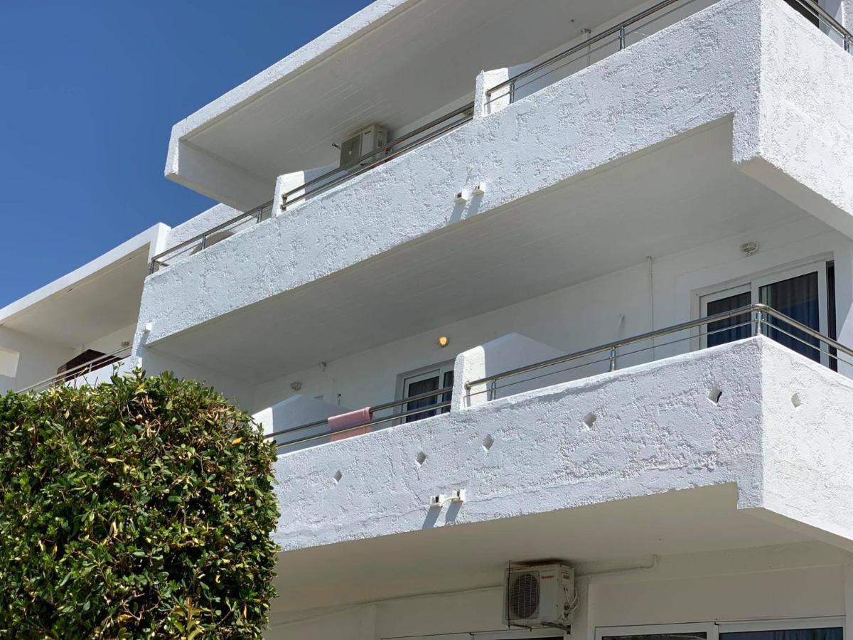 Adel Paradise Adelianos Kampos Exterior foto